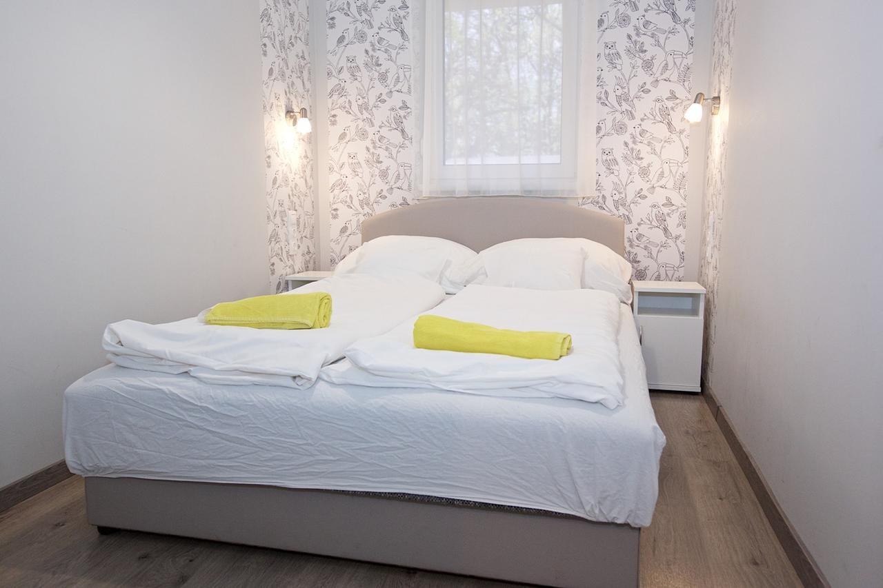 Zoli Apartmanok-Timi Koelcsey 34-36 Хайдусобосло Экстерьер фото